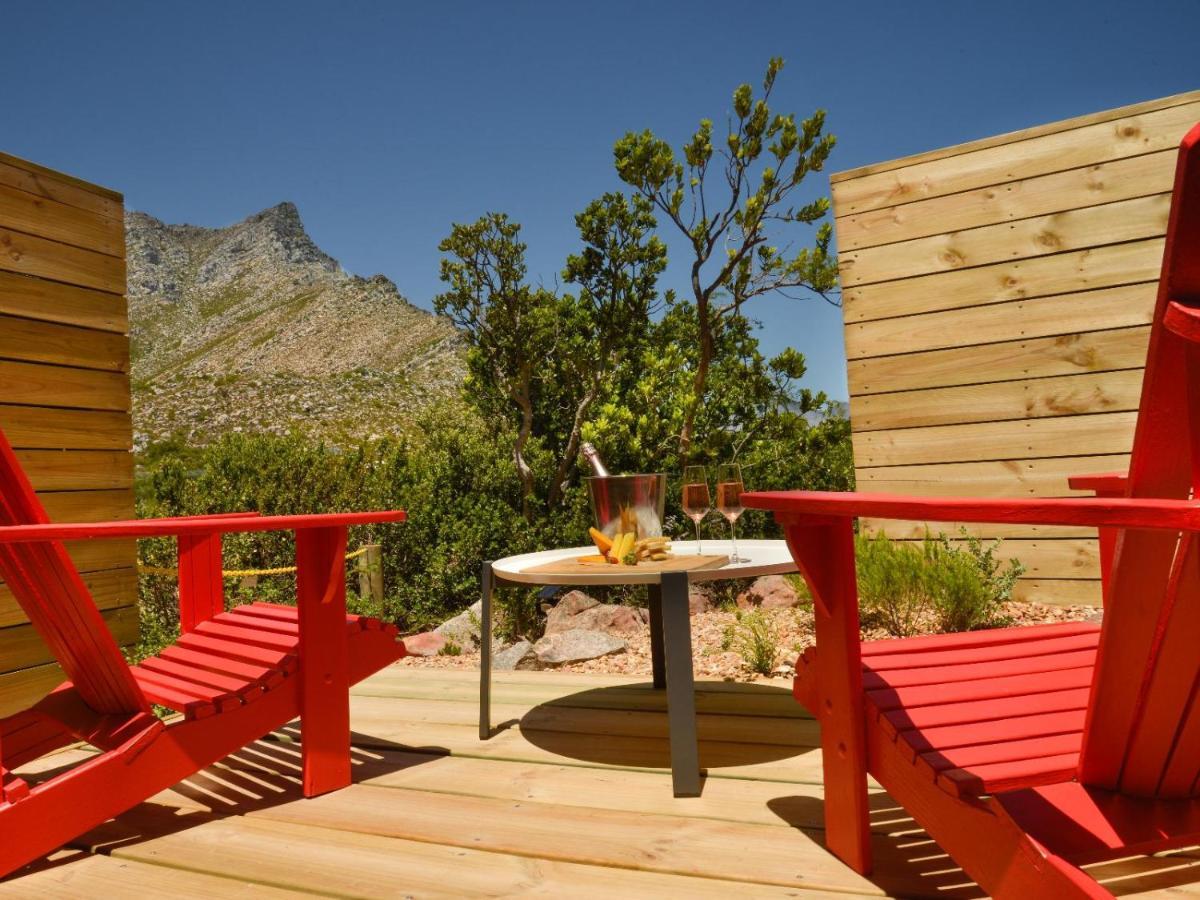 Pitstop Lodge Gordons Bay Exterior photo